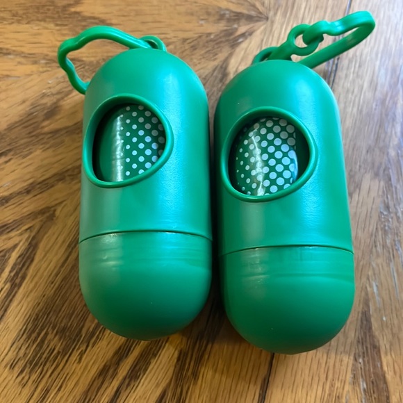 Dog Waste Bag Holders/Dispensers NEW - Set of 2 Hunter Green w/ Bags - Picture 1 of 3